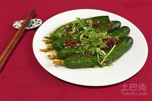 吃瓜爱吃香菜,揭秘吃瓜与香菜的奇妙组合  第3张