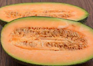 吃哈密瓜视频原版,原版视频带你领略瓜中佳品  第2张