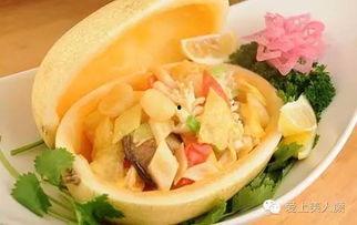 吃海鲜同时可以吃哈密瓜,夏日海鲜新搭配，清爽口感双重享受