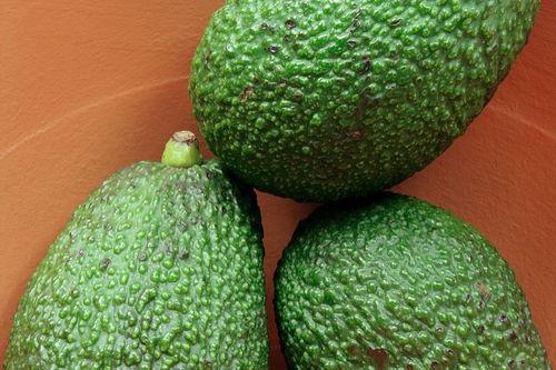 梦见吃桃子和哈密瓜