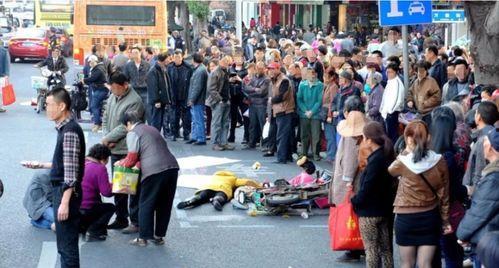 吃瓜现场为啥热闹,揭秘热闹背后的真相与奥秘