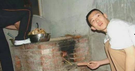 郑州滑县吃瓜事件始末