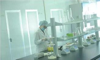 乌市方舱吃瓜,见证战“疫”中的温暖瞬间”