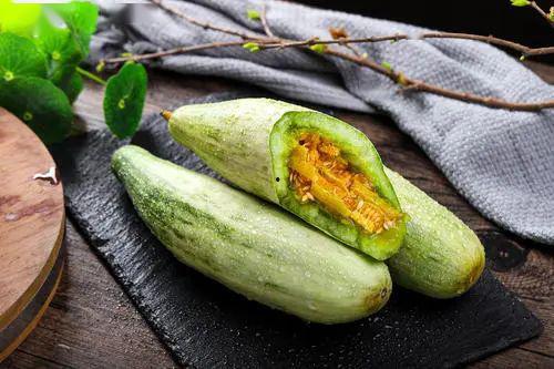 吃瓜后频繁小便,揭秘背后的生理奥秘